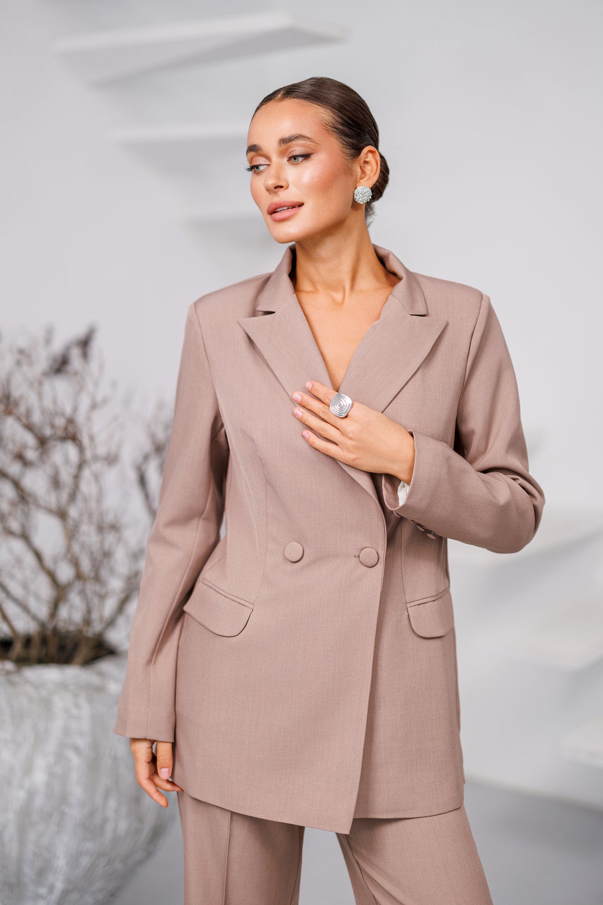 Elan Suit - Mocha